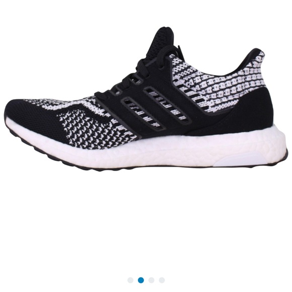 Adidas Ultraboost 5.0 DNA Core Black/Core Black/Cloud White - Picture 3 of 8
